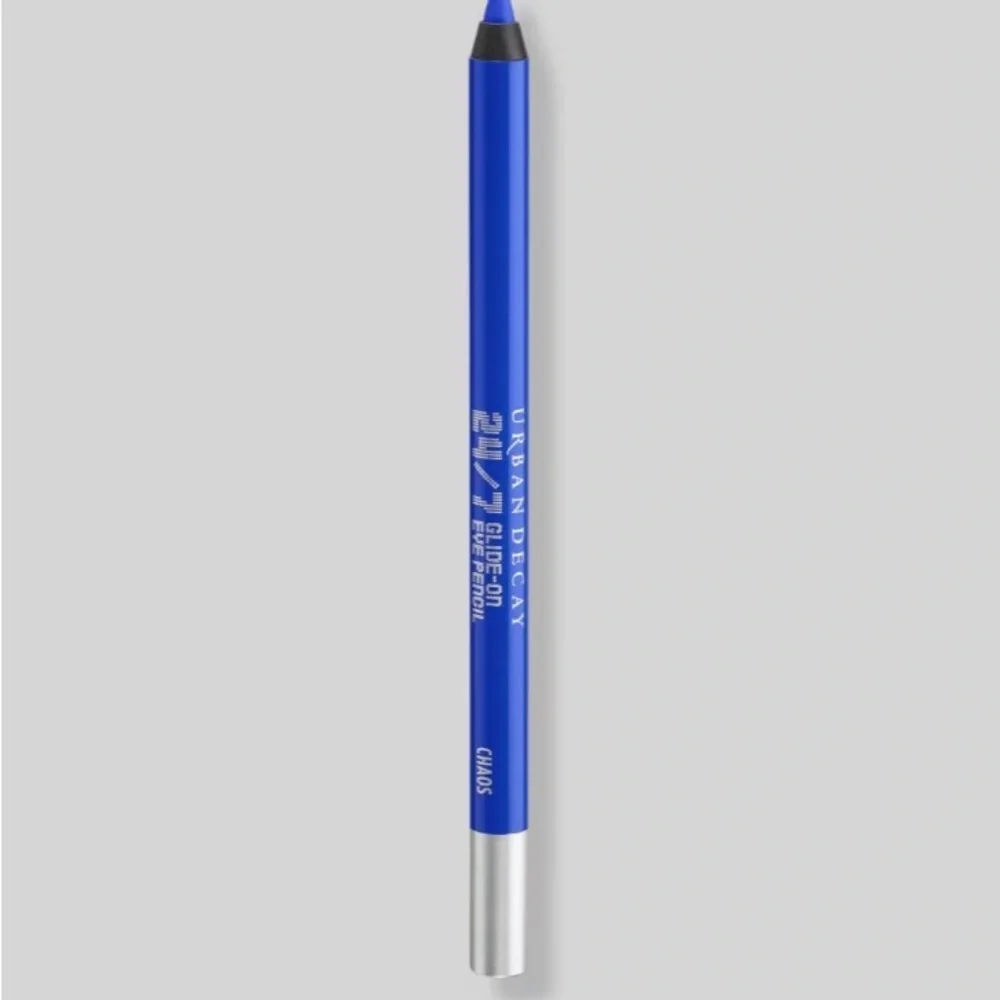 Urban Decay CHAOS Cobalt Blue Matte Eyeliner pencil